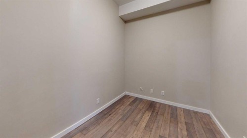 304-290 Plamondon Drive, Fort Mcmurray, AB - Indoor Photo Showing Other Room