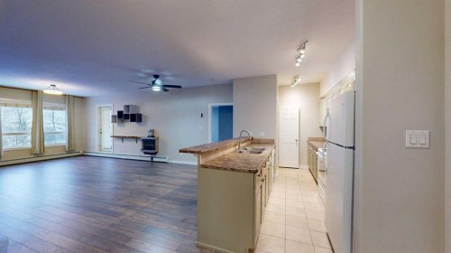 304-290 Plamondon Drive, Fort Mcmurray, AB - Indoor Photo Showing Other Room