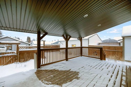 204 Tundra Drive, Fort Mcmurray, AB - Outdoor With Deck Patio Veranda With Exterior