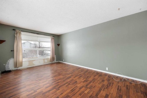 204 Tundra Drive, Fort Mcmurray, AB - Indoor Photo Showing Other Room