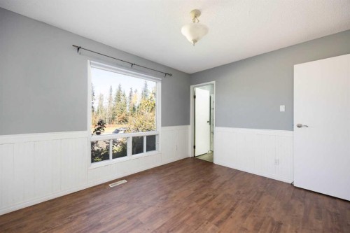 189 Ross Haven Drive, Fort Mcmurray, AB - Indoor Photo Showing Other Room