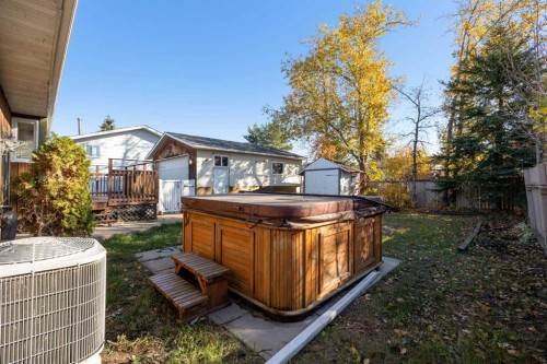189 Ross Haven Drive, Fort Mcmurray, AB - Outdoor With Deck Patio Veranda With Exterior