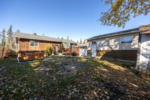 189 Ross Haven Drive, Fort Mcmurray, AB - Outdoor