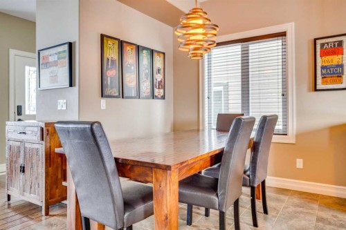 141 Huberman Way, Fort Mcmurray, AB - Indoor Photo Showing Dining Room