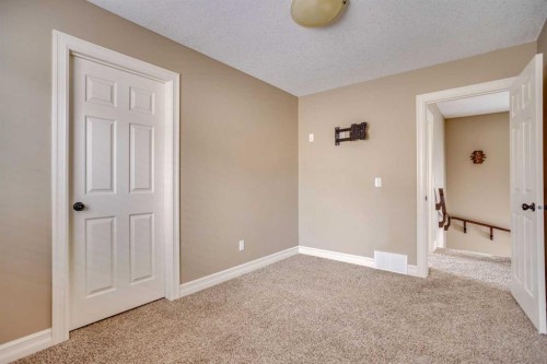 141 Huberman Way, Fort Mcmurray, AB - Indoor Photo Showing Other Room
