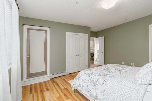 1105-204 Sparrow Hawk Drive, Fort Mcmurray, AB - Indoor Photo Showing Bedroom