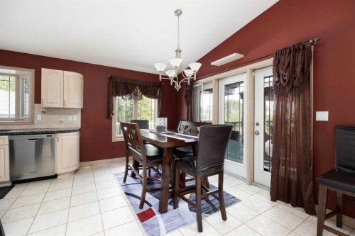 25 Freestone Way, Saprae Creek, AB - Indoor