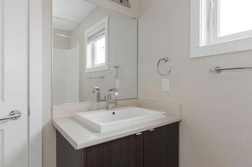 44-141 Fontaine Crescent, Fort Mcmurray, AB - Indoor Photo Showing Bathroom