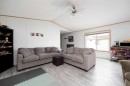 161 Grey Crescent, Fort Mcmurray, AB  - Indoor Photo Showing Living Room 