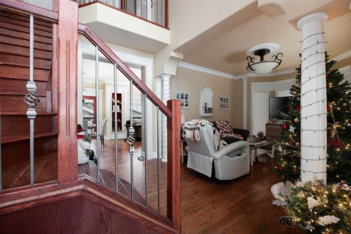 158 Pickles Crescent, Fort Mcmurray, AB - Indoor Photo Showing Other Room