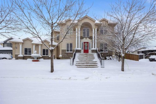 158 Pickles Crescent, Fort Mcmurray, AB - Outdoor With Facade