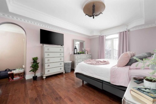158 Pickles Crescent, Fort Mcmurray, AB - Indoor Photo Showing Bedroom