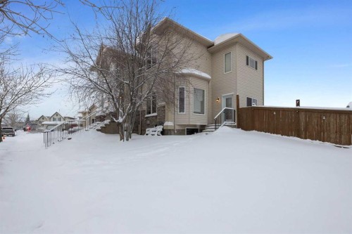 158 Pickles Crescent, Fort Mcmurray, AB - Outdoor