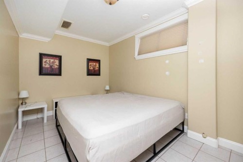 158 Pickles Crescent, Fort Mcmurray, AB - Indoor Photo Showing Bedroom