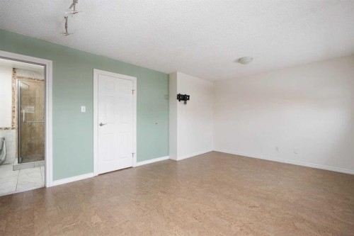 164 Wolverine Drive, Fort Mcmurray, AB - Indoor Photo Showing Other Room