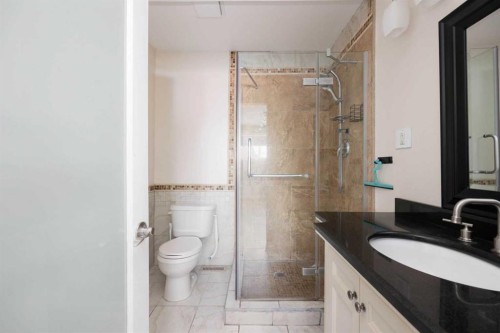 164 Wolverine Drive, Fort Mcmurray, AB - Indoor Photo Showing Bathroom