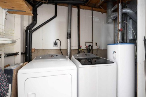 164 Wolverine Drive, Fort Mcmurray, AB - Indoor Photo Showing Laundry Room