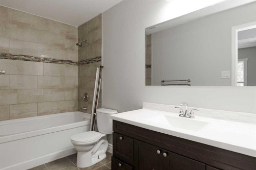 1069 Timberline Drive, Fort Mcmurray, AB - Indoor Photo Showing Bathroom
