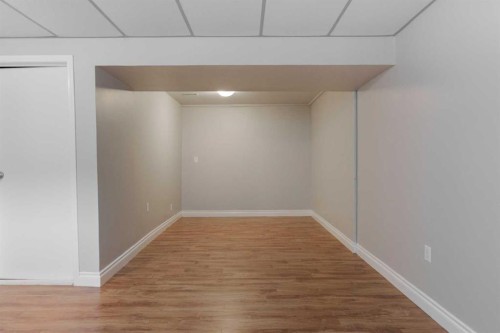 1069 Timberline Drive, Fort Mcmurray, AB - Indoor Photo Showing Other Room