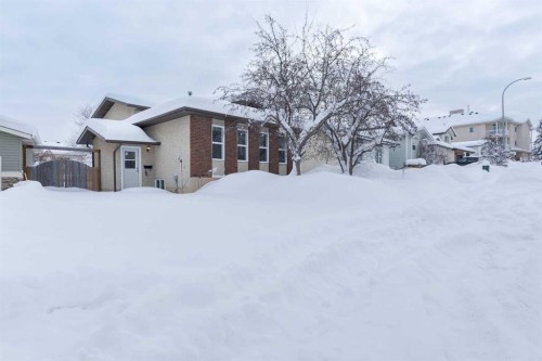 1069 Timberline Drive, Fort Mcmurray, AB - Outdoor