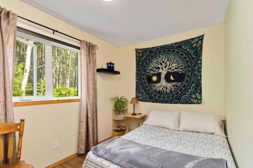 165-14457 Twp Rd 683, Lac La Biche, AB - Indoor Photo Showing Bedroom