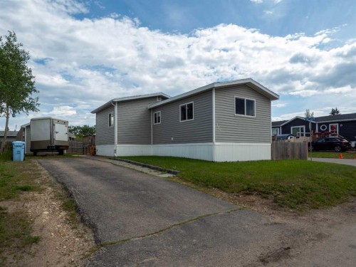 129 Grey Crescent, Fort Mcmurray, AB - Outdoor