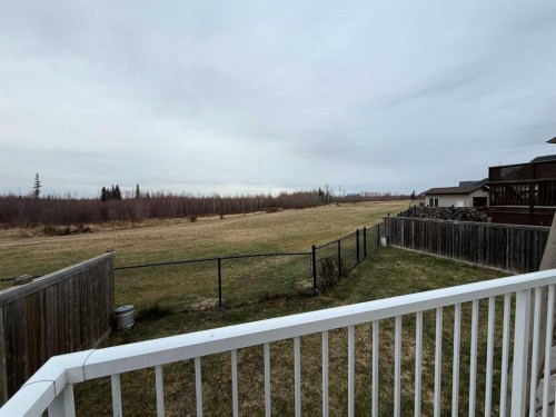 209 Walnut Crescent, Fort Mcmurray, AB - Outdoor