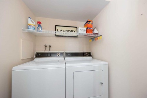 9 Bennett Crescent, Fort Mcmurray, AB - Indoor Photo Showing Laundry Room