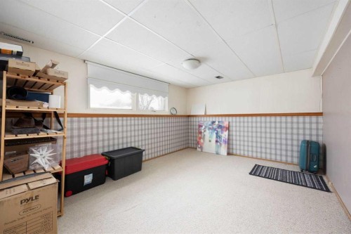 9 Bennett Crescent, Fort Mcmurray, AB - Indoor Photo Showing Other Room