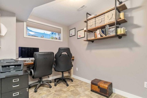 113 Bussieres Drive, Fort Mcmurray, AB - Indoor Photo Showing Office