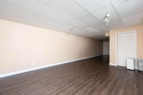 293 Grenfell Crescent, Fort Mcmurray, AB - Indoor Photo Showing Other Room