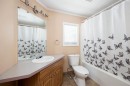 293 Grenfell Crescent, Fort Mcmurray, AB  - Indoor Photo Showing Bathroom 