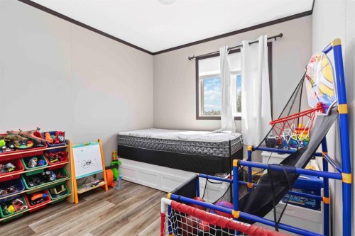 161 Card Crescent, Fort Mcmurray, AB - Indoor Photo Showing Bedroom