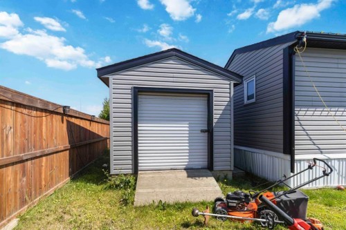 161 Card Crescent, Fort Mcmurray, AB - Outdoor