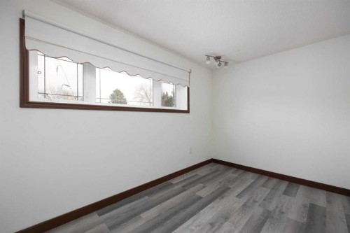 15 Birch Road, Fort Mcmurray, AB - Indoor Photo Showing Other Room