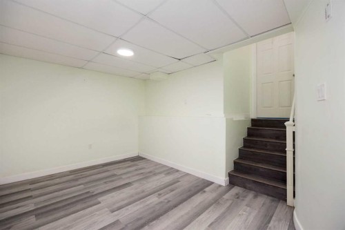 15 Birch Road, Fort Mcmurray, AB - Indoor Photo Showing Other Room