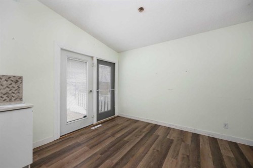 15 Birch Road, Fort Mcmurray, AB - Indoor Photo Showing Other Room