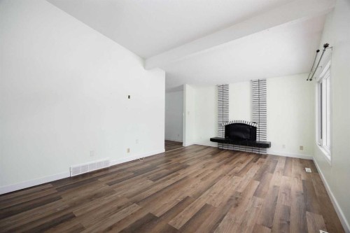 15 Birch Road, Fort Mcmurray, AB - Indoor