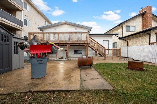 1089 Timberline Drive, Fort Mcmurray, AB - Outdoor With Deck Patio Veranda With Exterior
