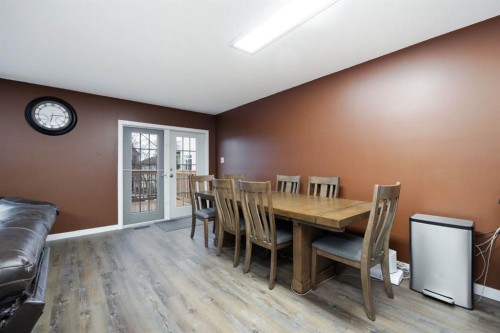 1089 Timberline Drive, Fort Mcmurray, AB - Indoor Photo Showing Dining Room