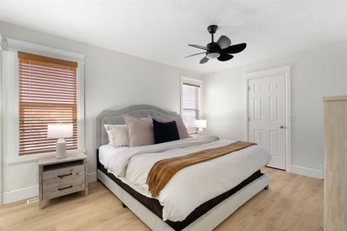 209 Parry Crescent, Fort Mcmurray, AB - Indoor Photo Showing Bedroom