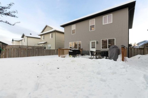 209 Parry Crescent, Fort Mcmurray, AB - Outdoor With Exterior