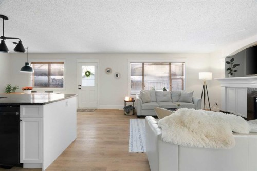 209 Parry Crescent, Fort Mcmurray, AB - Indoor With Fireplace