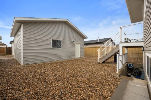 140 Lynx Crescent, Fort Mcmurray, AB - Outdoor With Exterior