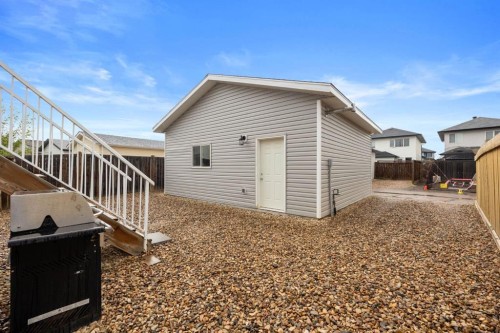 140 Lynx Crescent, Fort Mcmurray, AB - Outdoor With Exterior