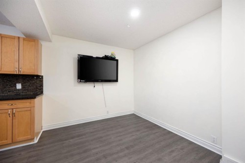 116 Wallace Place, Fort Mcmurray, AB - Indoor Photo Showing Other Room