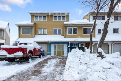 116 Wallace Place, Fort Mcmurray, AB - Outdoor With Facade