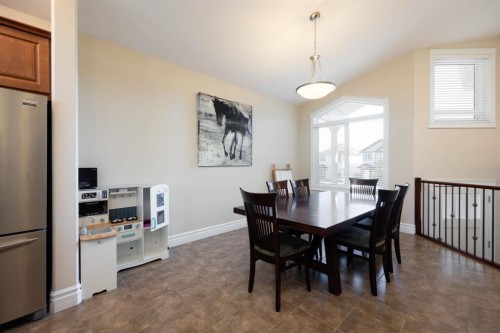 457 Walnut Crescent, Fort Mcmurray, AB - Indoor Photo Showing Dining Room