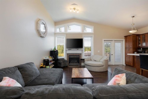 457 Walnut Crescent, Fort Mcmurray, AB - Indoor Photo Showing Living Room With Fireplace