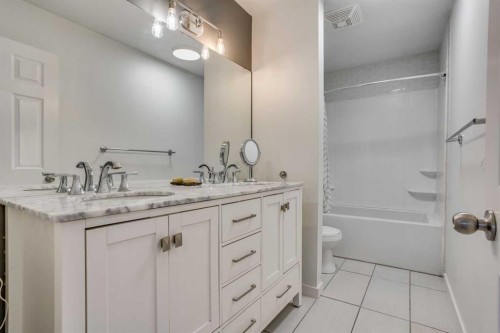 148 Silvertip Place, Fort Mcmurray, AB - Indoor Photo Showing Bathroom